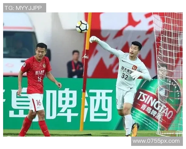 恒大与富力激战72分钟精彩回顾双方球员拼搏精神令人赞叹